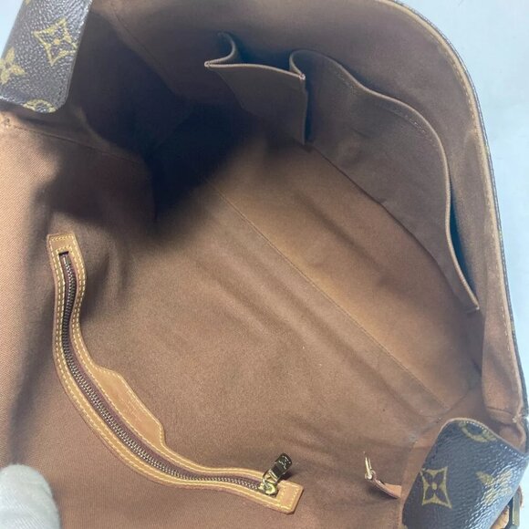 LOUIS VUITTON Monogram Valmy GM Messenger - Picture 11 of 14